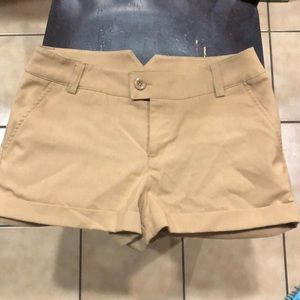 H&M khaki chino shorts